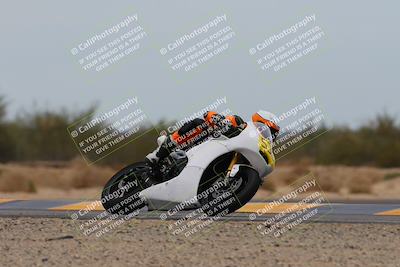 media/Jan-20-2024-CVMA (Sat) [[ddb8bc1f3d]]/Race 10 Amateur Supersport Middleweight/